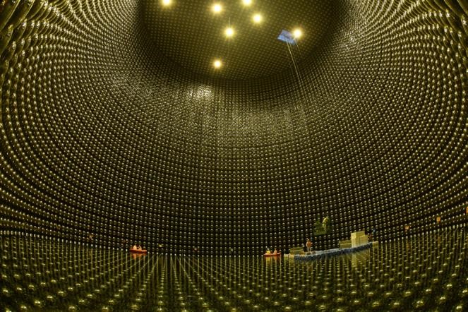 Neutrino Detector